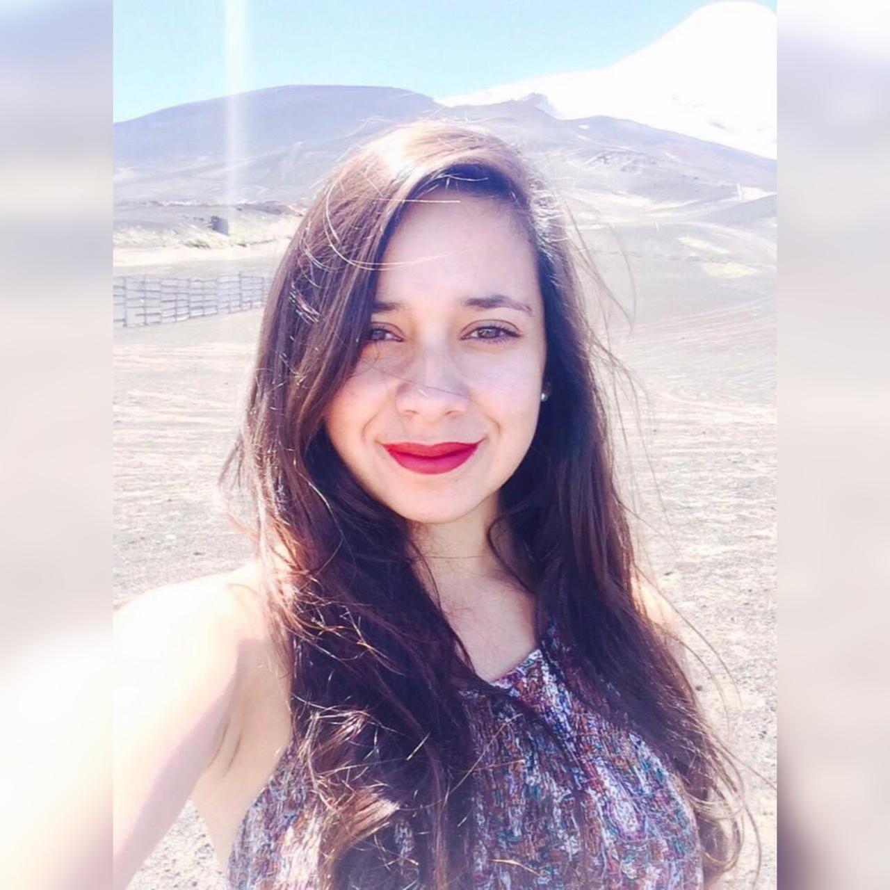 LEIVA, Camila